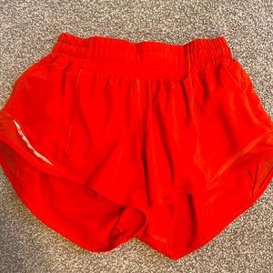 Lululemon Hotty Hot shorts